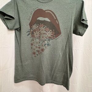 Speak with Grace, Lips & Floral Green Short Sleeve Tee